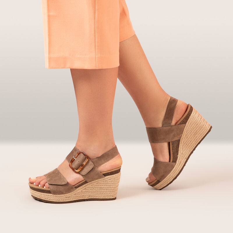 Ashley Arch Support Wedge #color_black