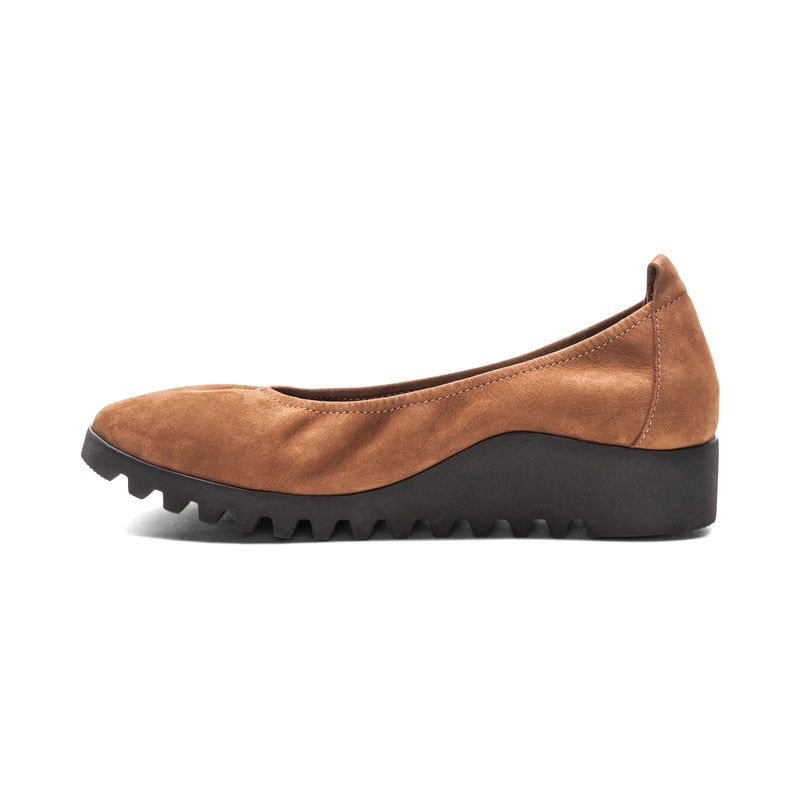 Brianna Slip On #color_scotch