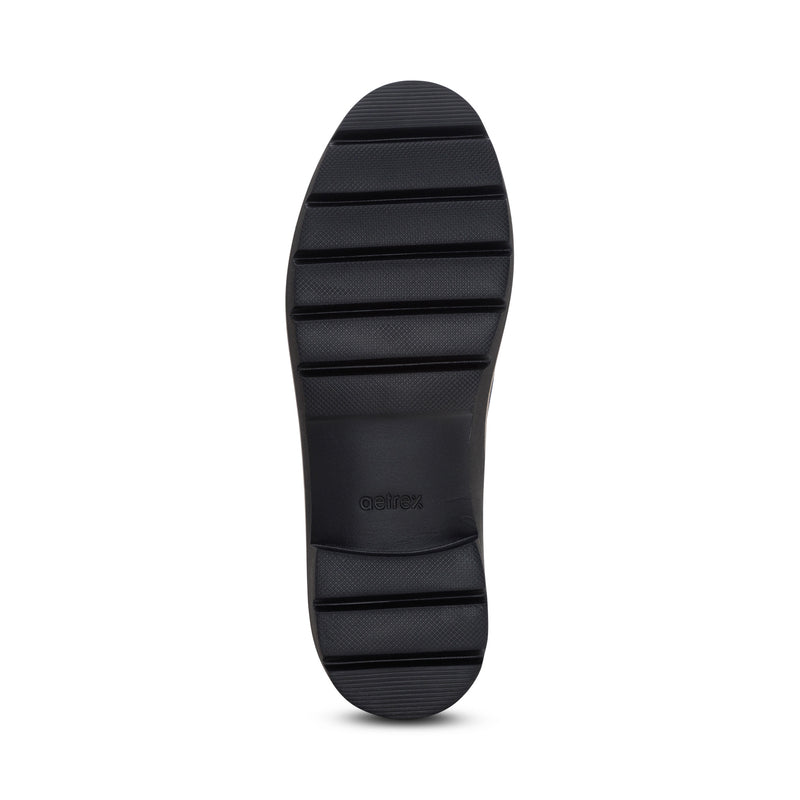 Chloe Slip On Loafer #color_navy