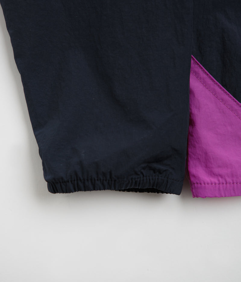 Columbia Challenger Windbreaker Anorak in Collegiate Navy and Razzle