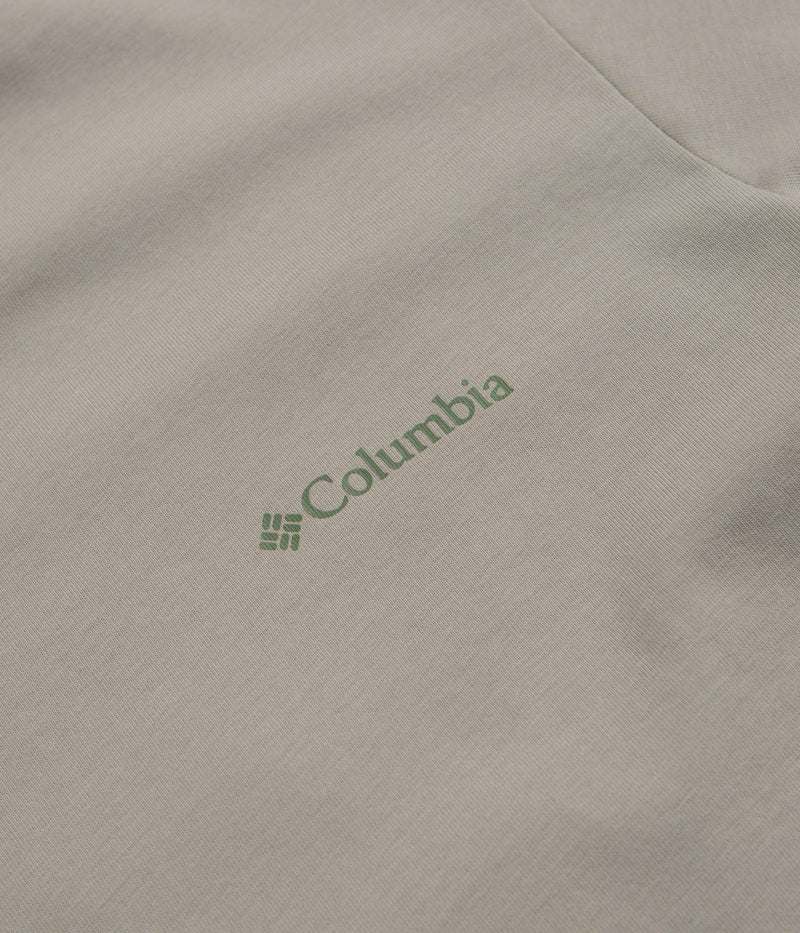 Columbia Explorers Canyon Back T-Shirt in Flint Grey and Epicamp Graphic