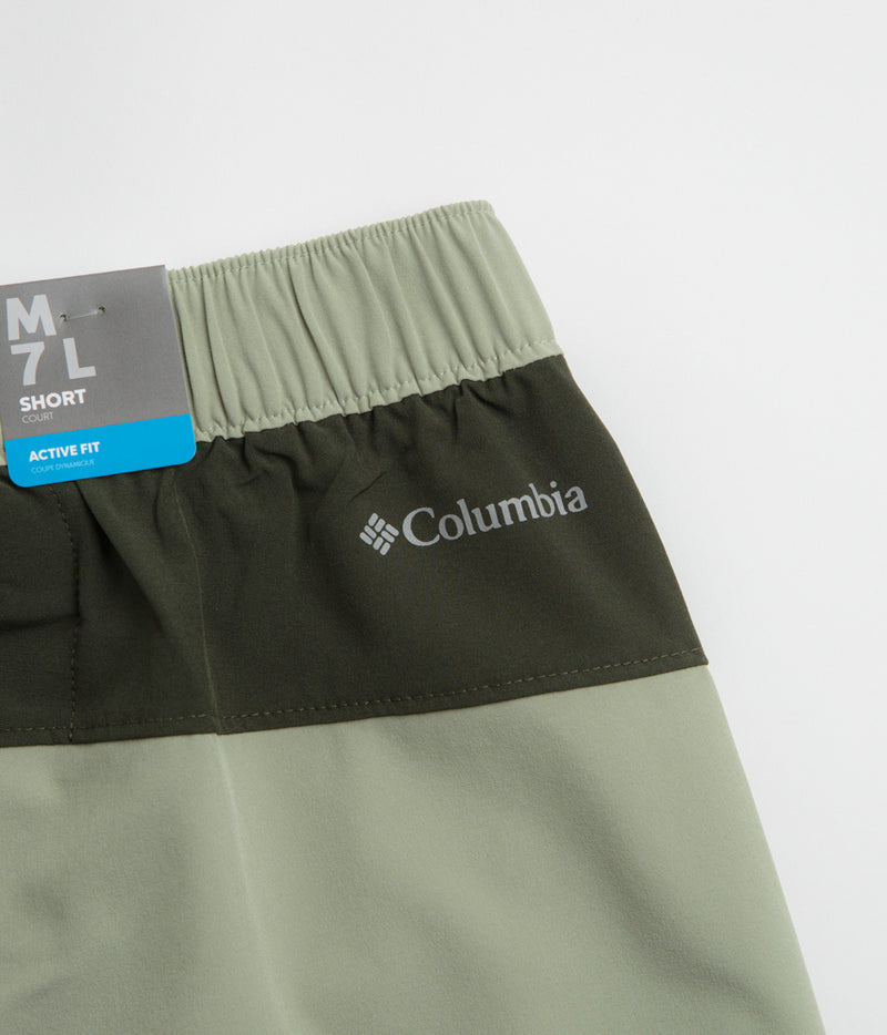 Columbia Hike Color Block Shorts in Safari and Greenscape