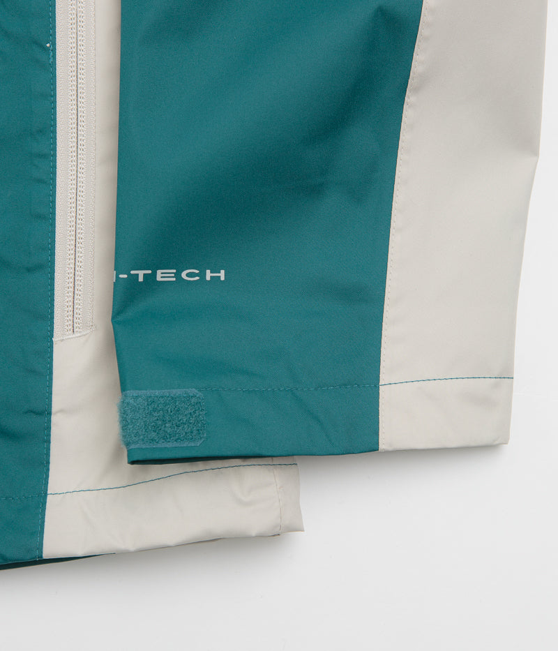 Columbia Inner Limits III Jacket in River Blue and Black / Dark Stone