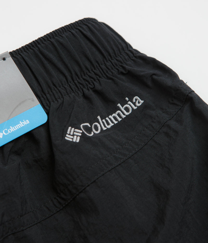 Columbia Mountaindale Cargo Shorts in Black