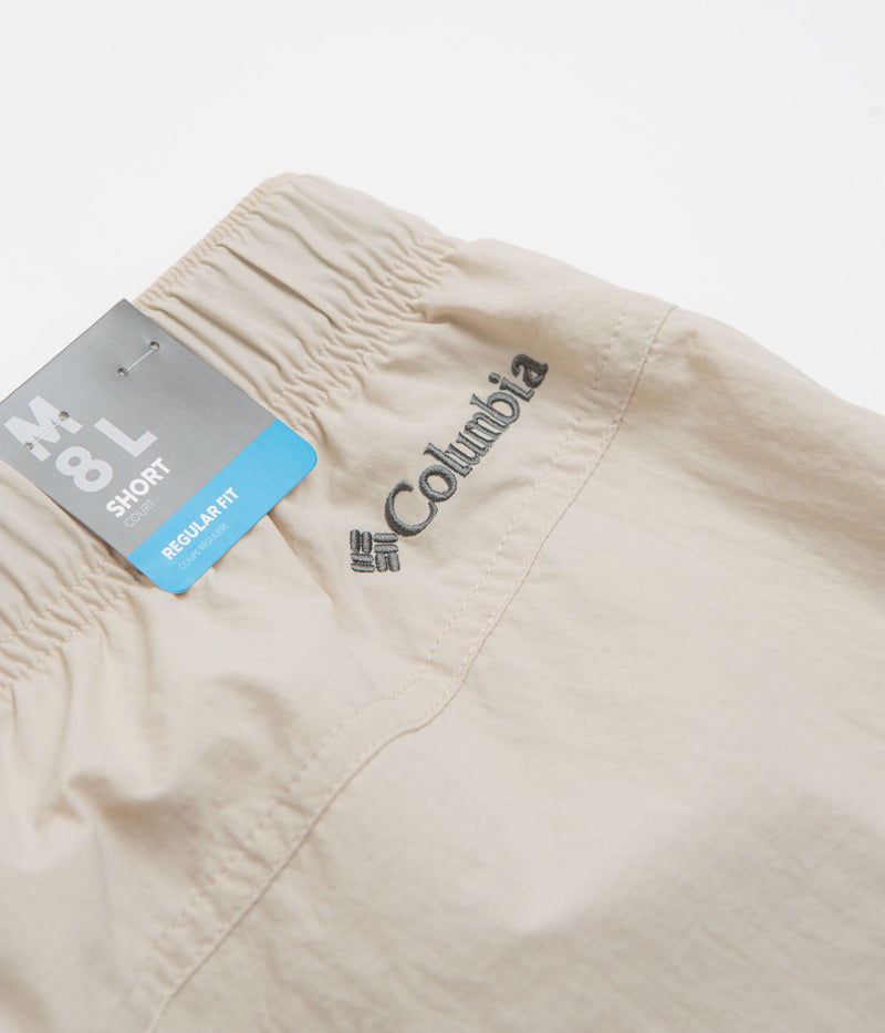 Columbia Mountaindale Cargo Shorts in Dark Stone