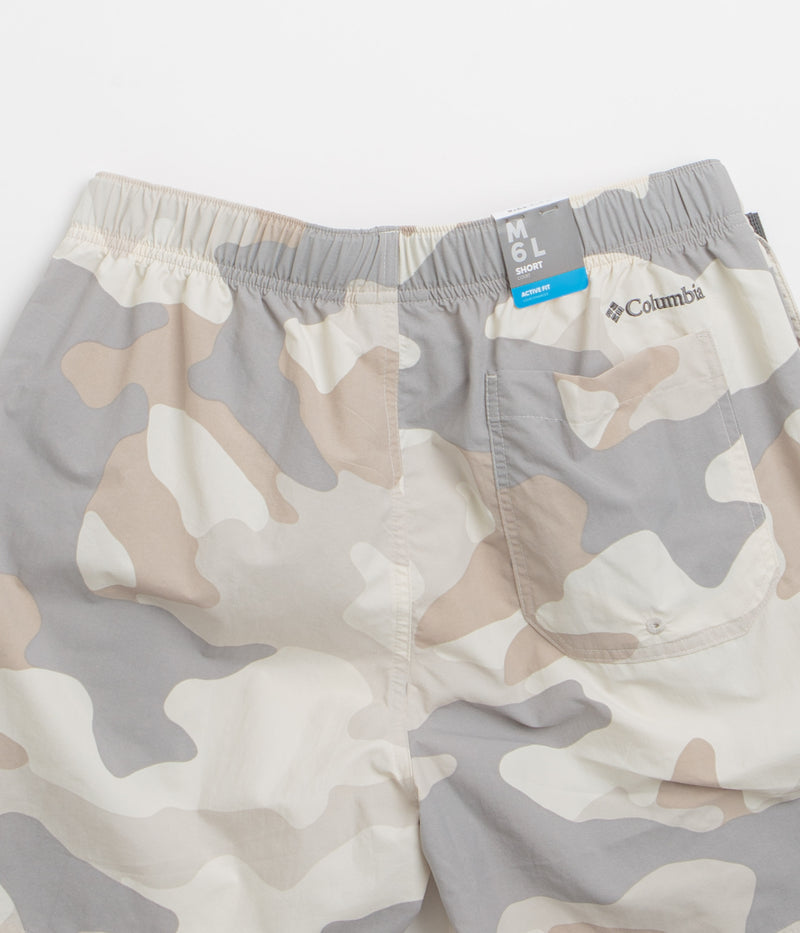 Columbia Mountaindale River Shorts in Dove Mod Camo