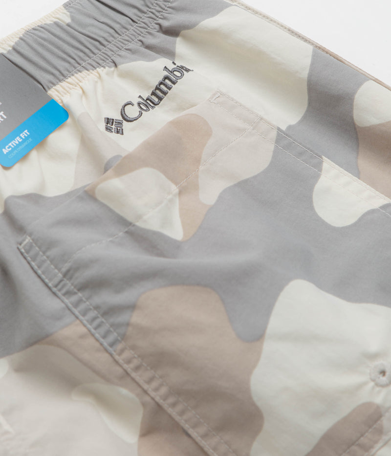 Columbia Mountaindale River Shorts in Dove Mod Camo
