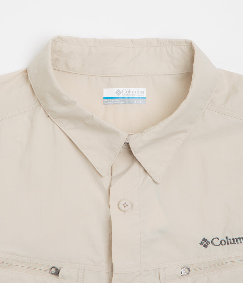 Columbia Mountaindale Short Sleeve Shirt in Dark Stone