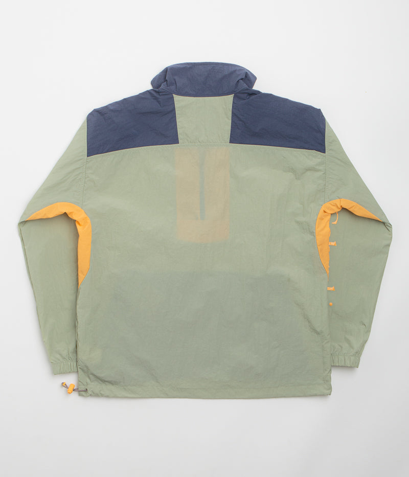Columbia Riptide II Retro Windbreaker Anorak in Safari and Nocturnal