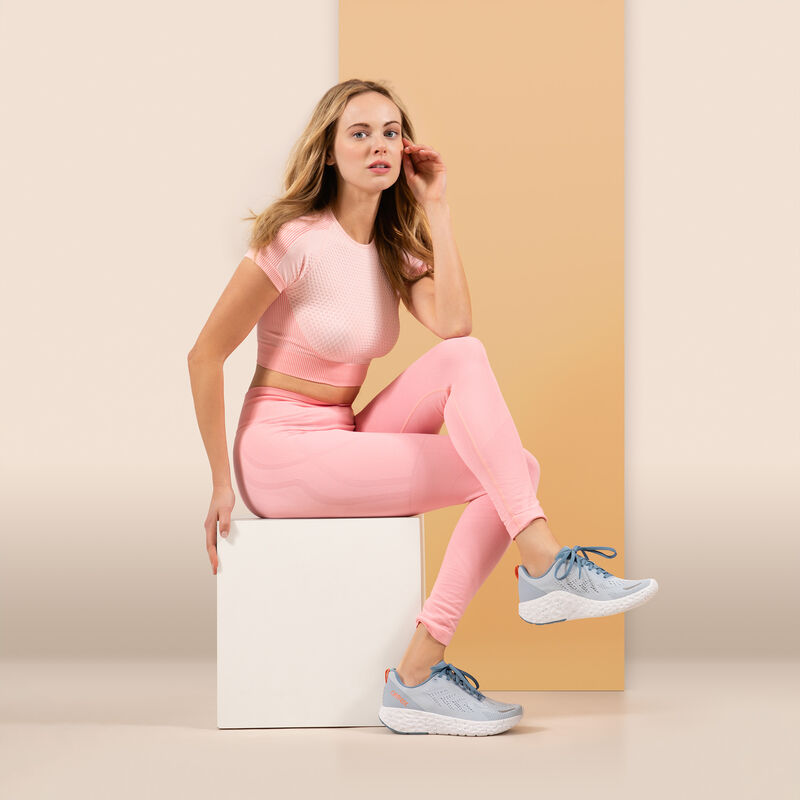Danika Arch Support Sneaker #color_navy