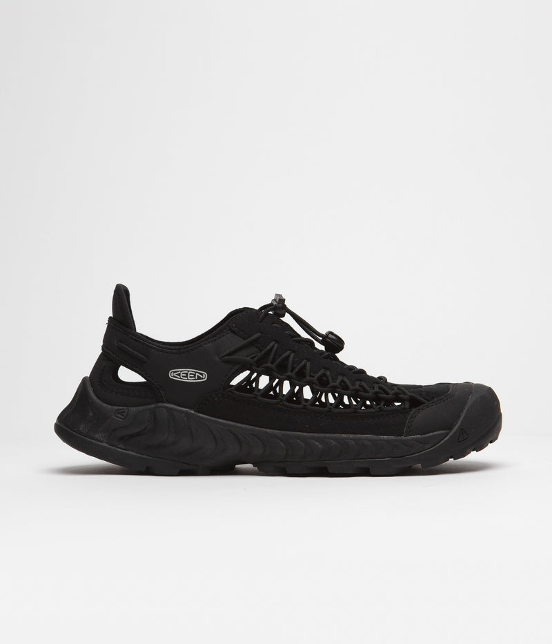 Keen Uneek NXIS Shoes in Triple Black and Black