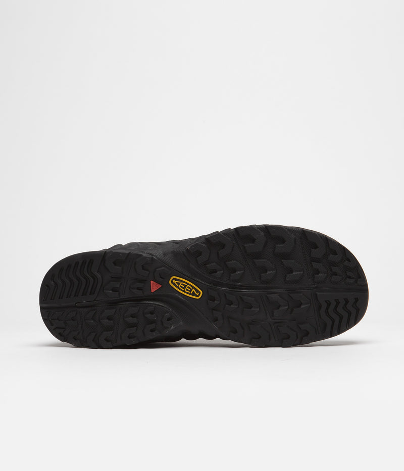 Keen Uneek NXIS Shoes in Triple Black and Black