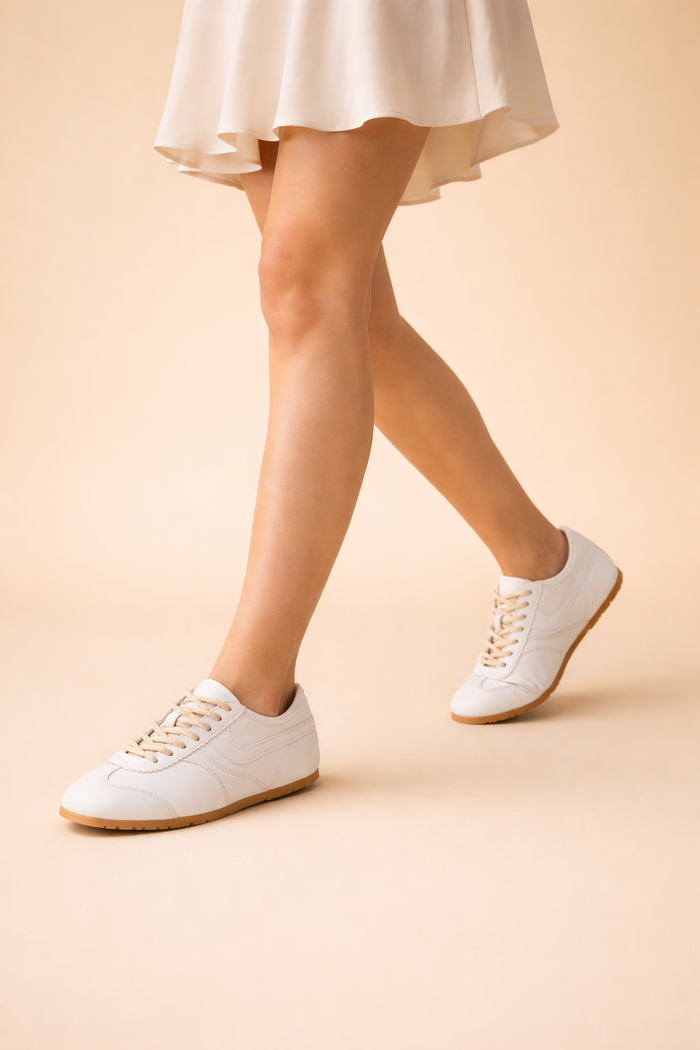 Klara | Women’s Retro Lace-Up Sneakers with All-Day Comfort