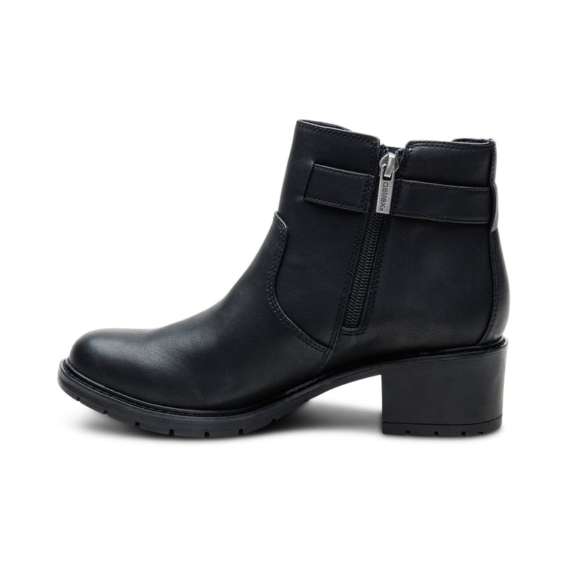 Layla Size Zip Boot  #color_black