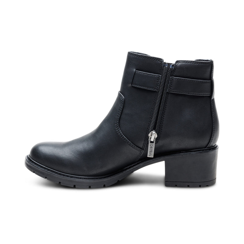 Layla Size Zip Boot  #color_black