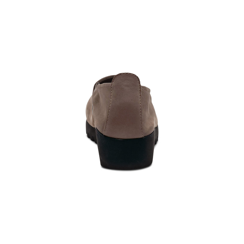 Liz Slip On Flat #color_taupe