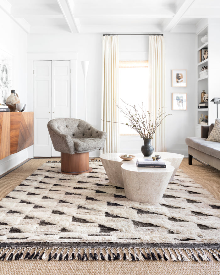 Loloi Khalid Natural / Black Rug - Chapin Furniture