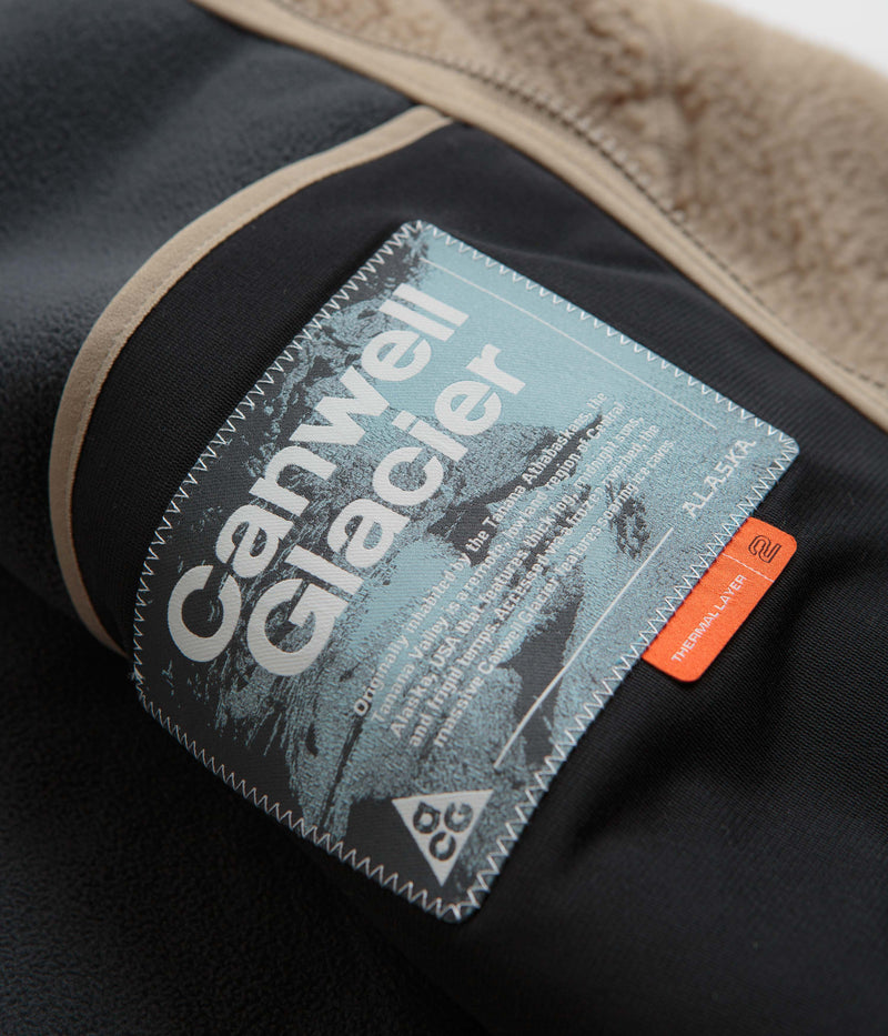 Nike ACG Canwell Glacier Fleece in Khaki and Summit White