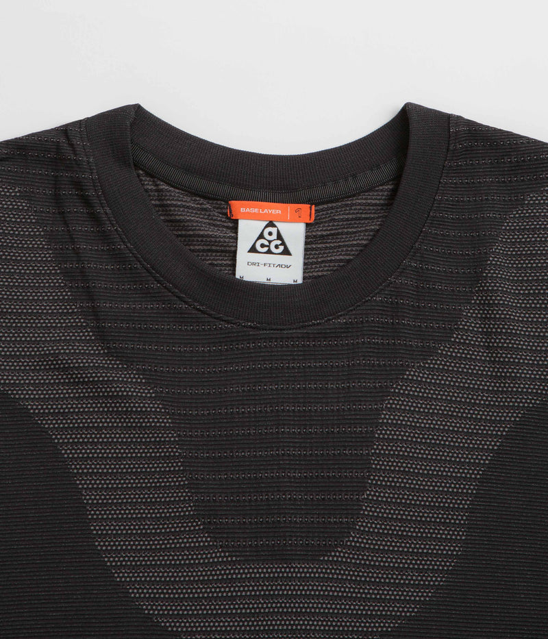 Nike ACG Delta River Long Sleeve T-Shirt in Black and Cool Grey