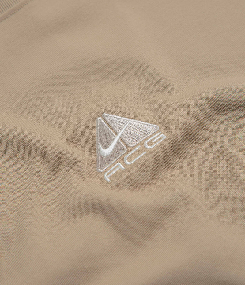 Nike ACG Lungs Long Sleeve T-Shirt in Khaki