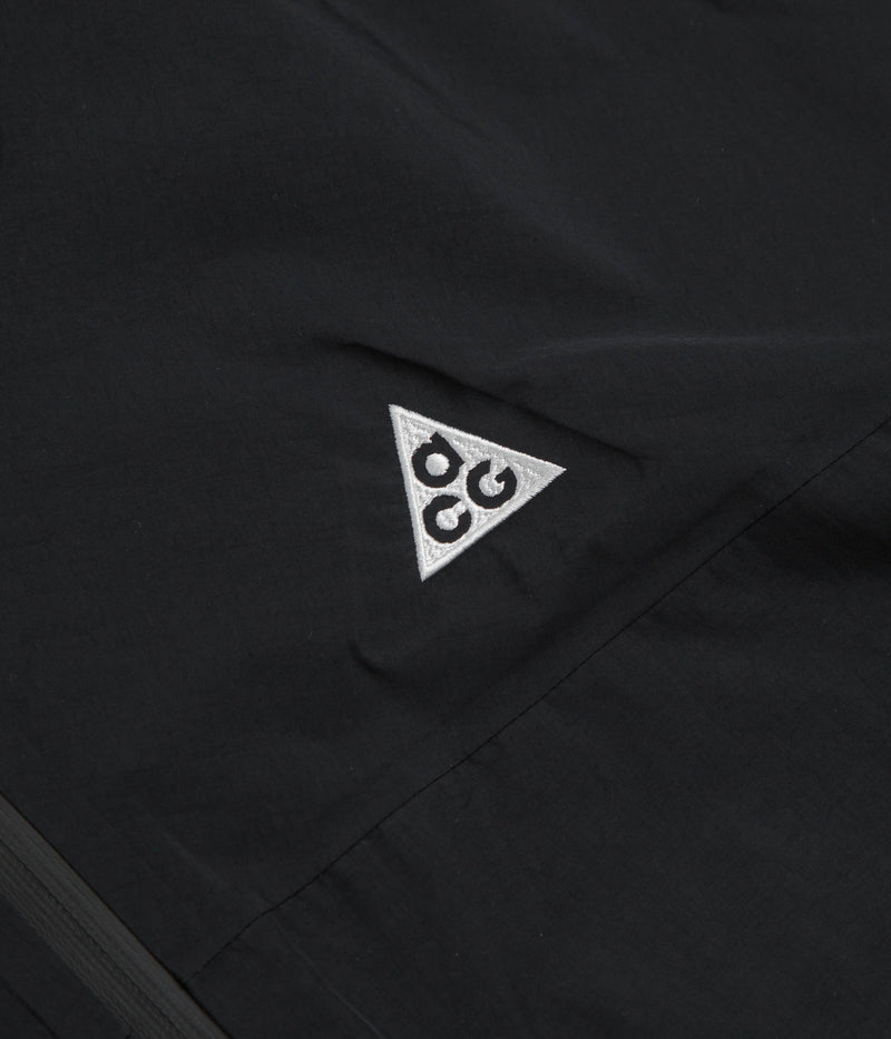 Nike ACG Morpho Rain Jacket in Black and Black / Summit White