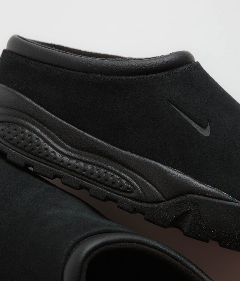 Nike ACG Rufus Shoes in Black and Black and Summit White - Hot Curry
