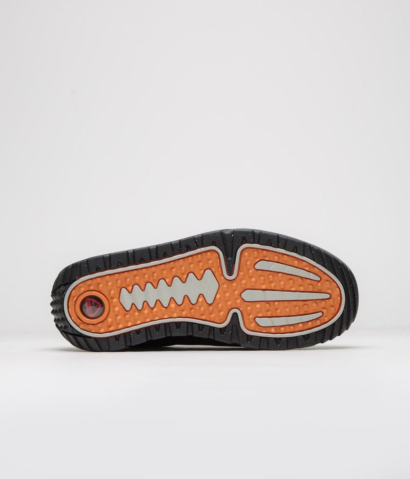Nike ACG Rufus Shoes in Black and Black and Summit White - Hot Curry