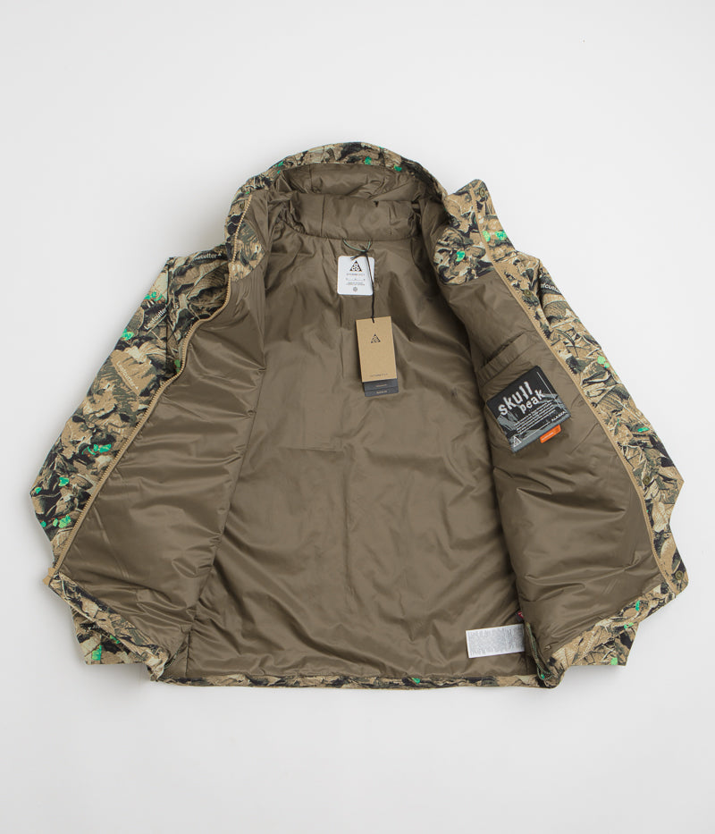 Nike ACG Skull Peak Full Zip Jacket in Parachute Beige and Summit White