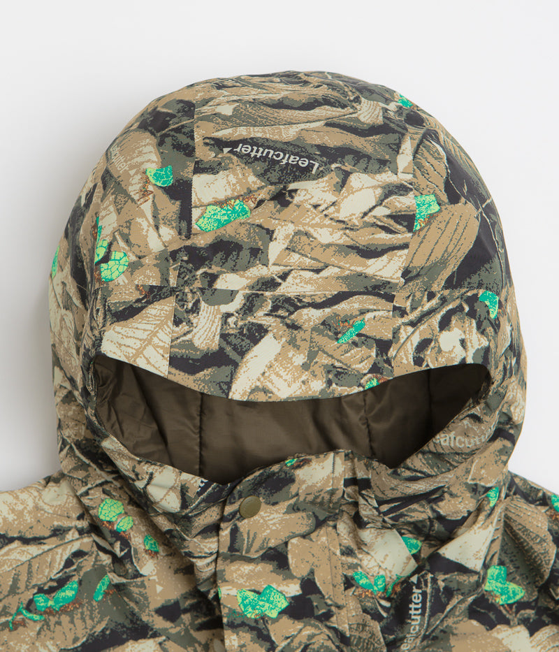 Nike ACG Skull Peak Full Zip Jacket in Parachute Beige and Summit White