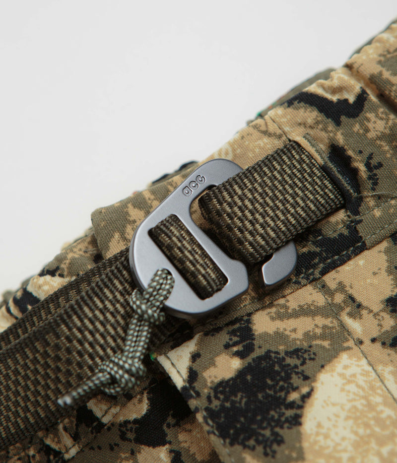 Nike ACG Smith Summit Cargo Pants in Parachute Beige and Sequoia / Summit White