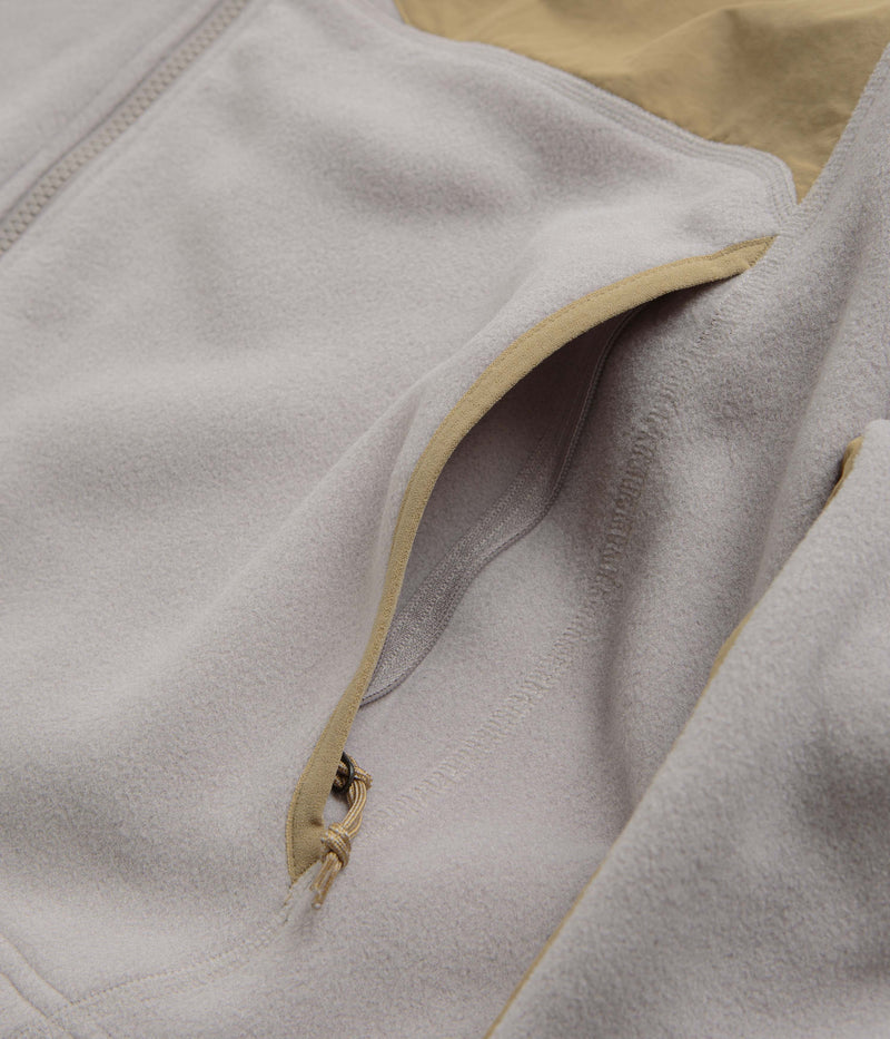 Nike ACG Wolf Tree Plus Full Zip Hoodie in Parachute Beige and College Grey / Summit White