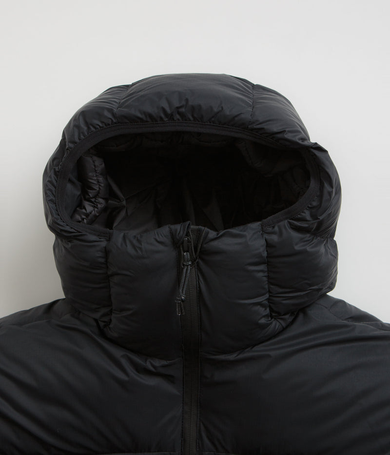 Nike ACG Womens Lunar Lake Jacket in Black and Black / Black / Summit White