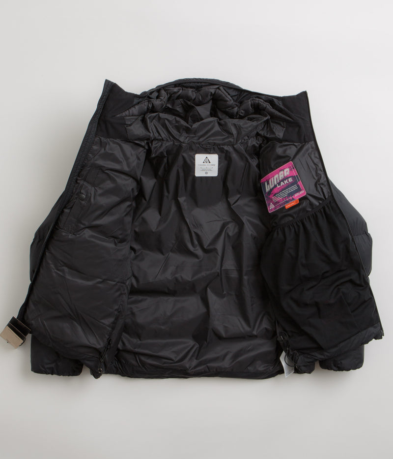 Nike ACG Womens Lunar Lake Jacket in Black and Black / Black / Summit White