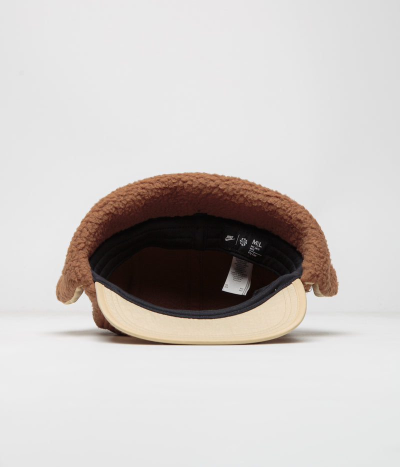 Nike Fly Unstructured Outdoor Cap in Light British Tan and Sesame / Light British Tan