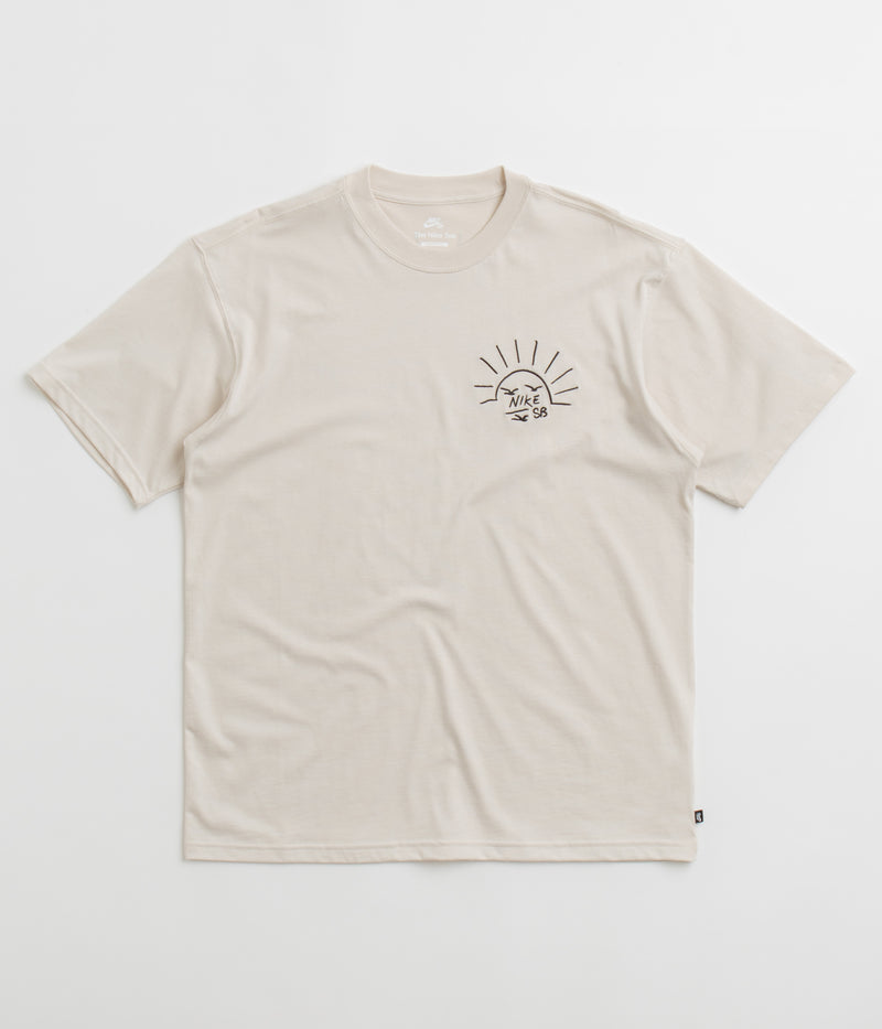 Nike SB Train Moniker T-Shirt in Light Orewood Brown