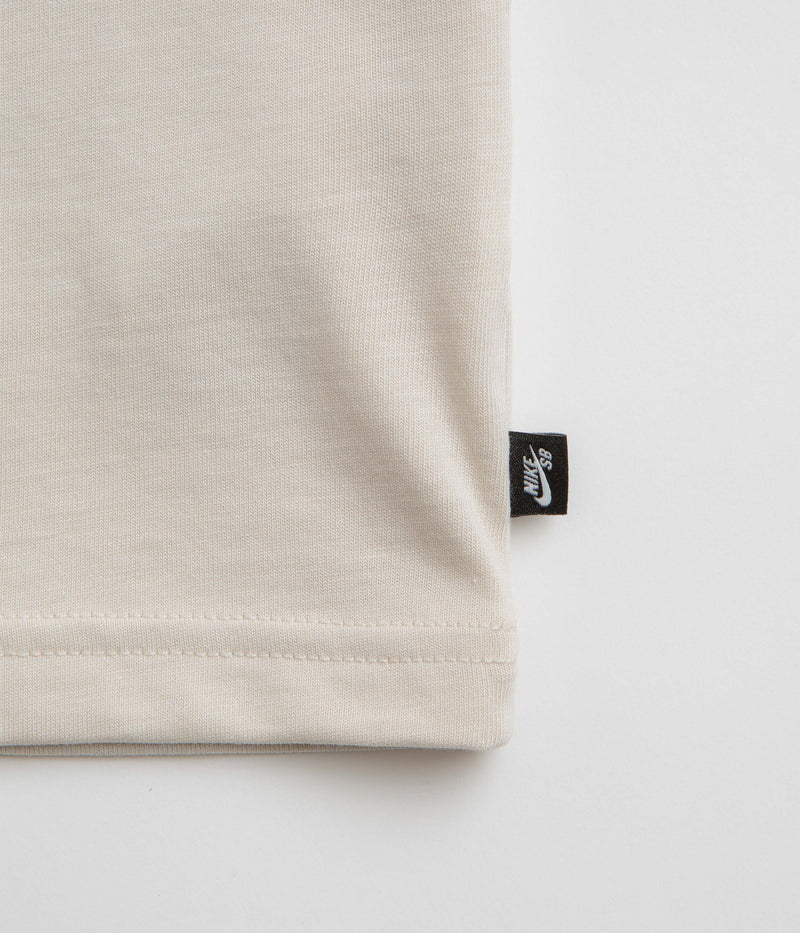 Nike SB Train Moniker T-Shirt in Light Orewood Brown