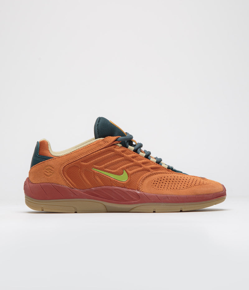 Nike SB Vertebrae TE Shoes in Dark Russet and Pear and Desert Orange
