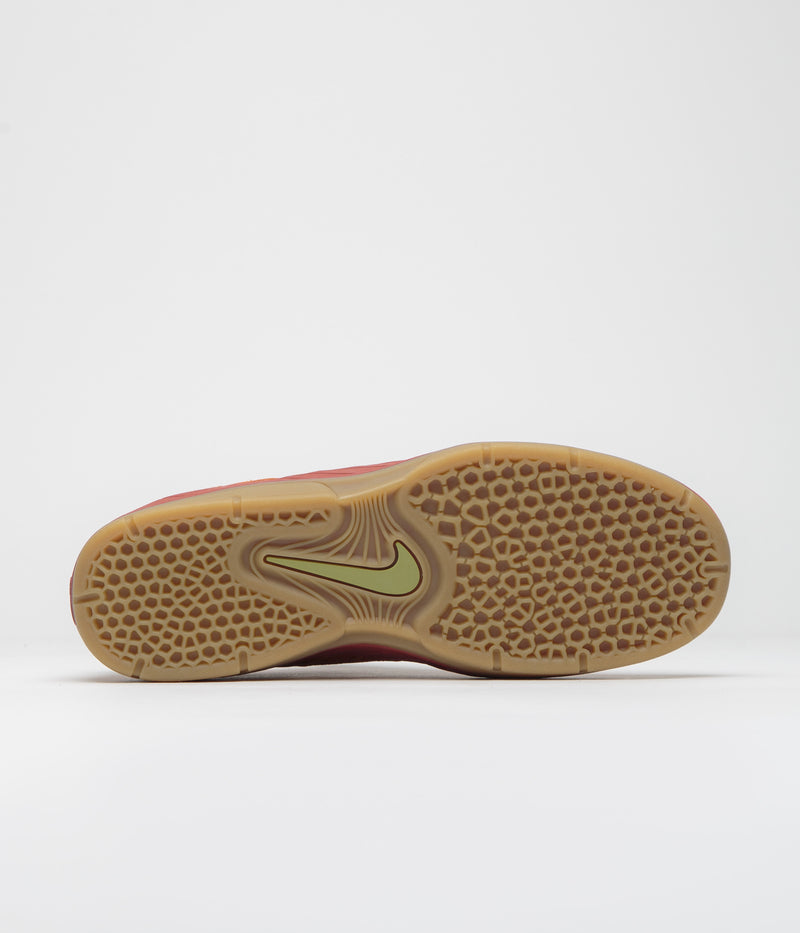 Nike SB Vertebrae TE Shoes in Dark Russet and Pear and Desert Orange