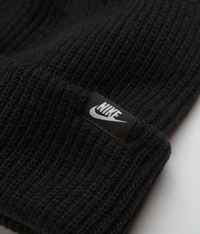 Nike Terra Beanie in Black