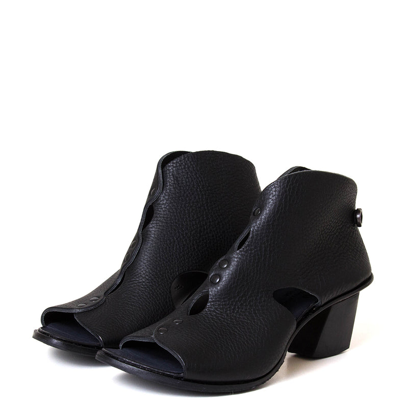 Research Women's Heeled Leather Sandal
