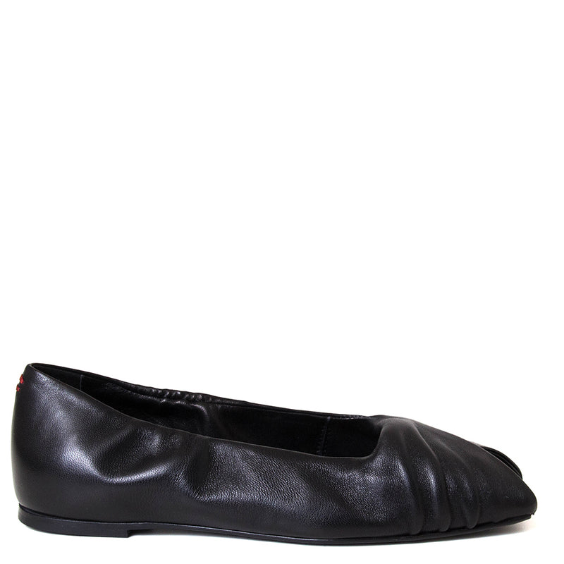 Sami 01 Women's Leather Flat