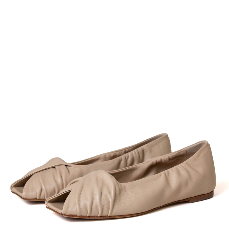 Sami 01 Women's Leather Flat