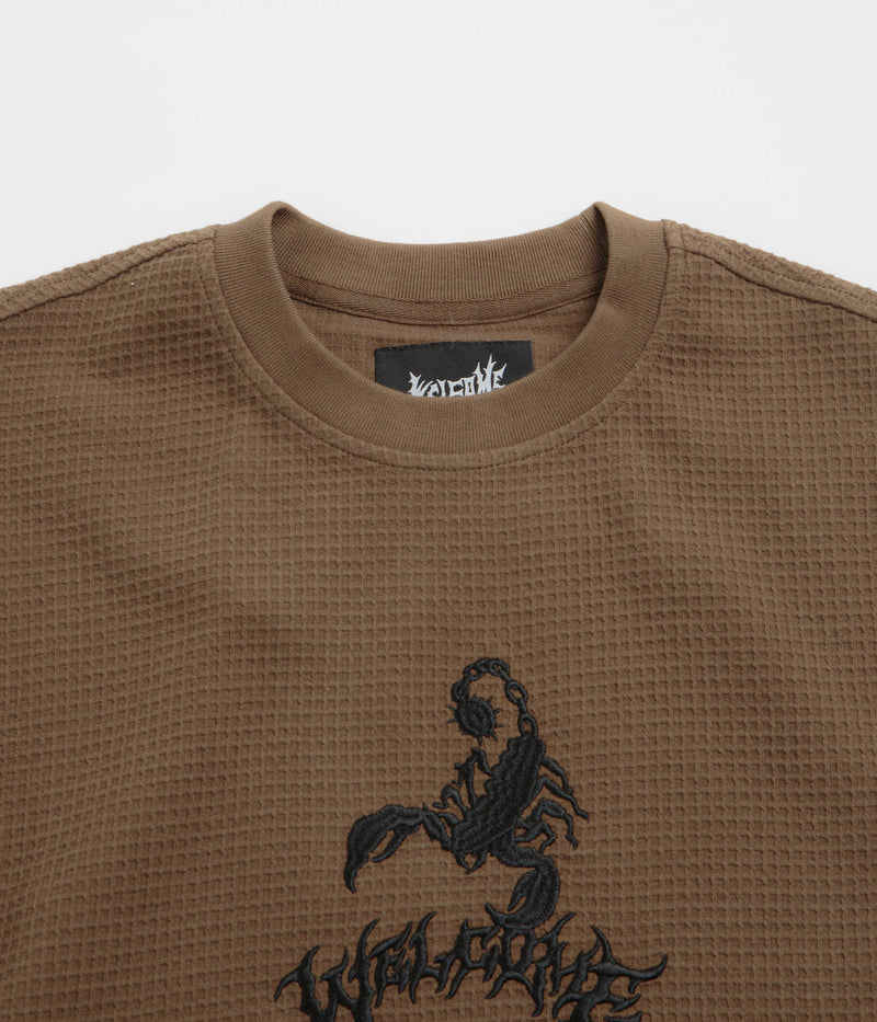 Welcome Stinger Waffle T-Shirt in Dark Chocolate